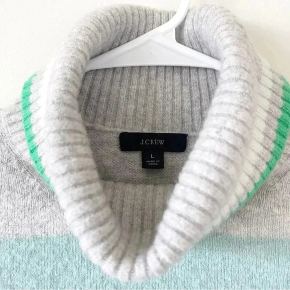 J.Crew Striped turtleneck sweater in Supersoft yarn Heather Grey Mint Size Large - Picture 8 of 12